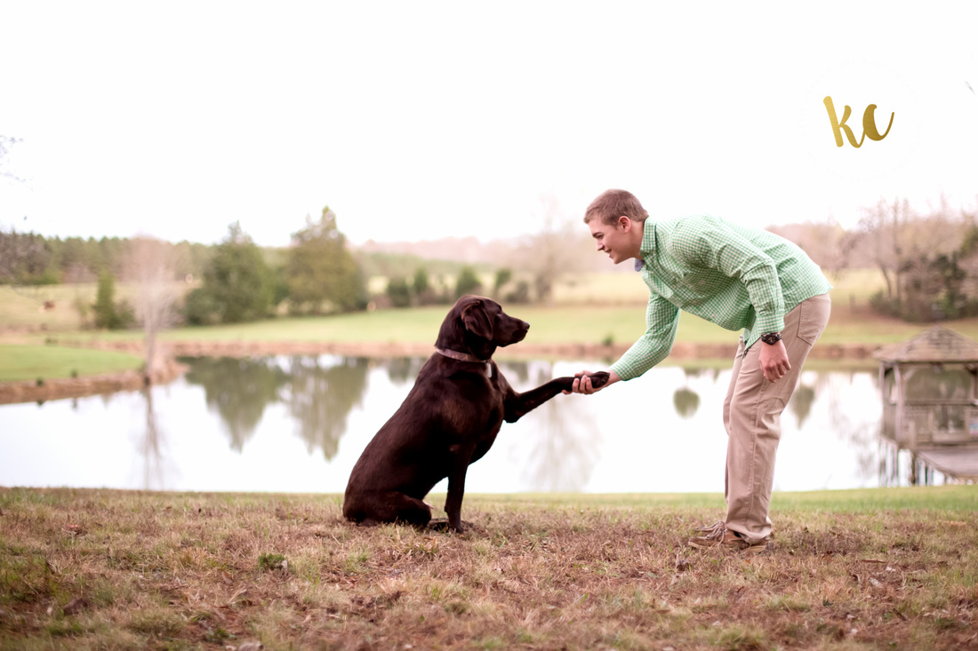 Powhatan Senior Pictures with Dog